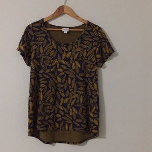 3/$20 Lula Roe feather top, like new